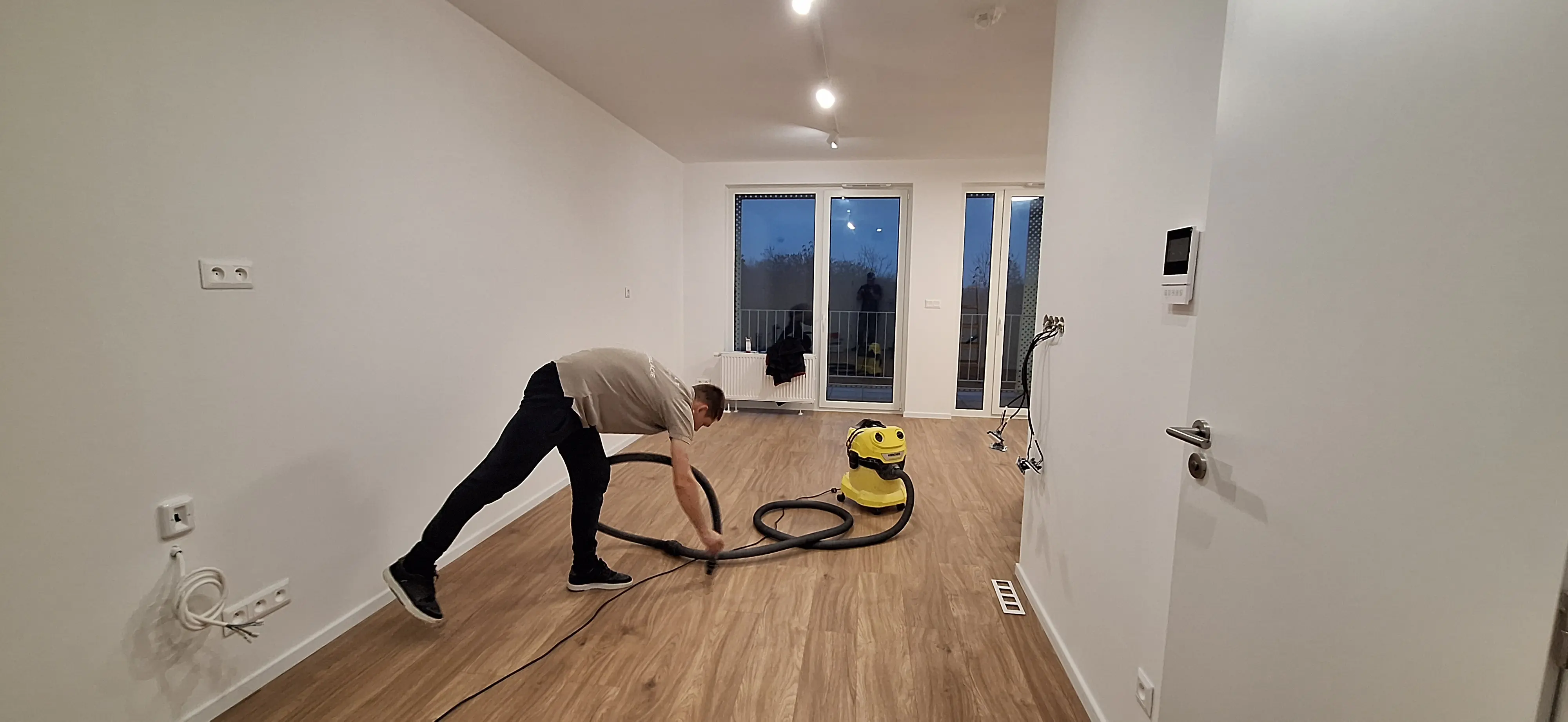 Posunutie zásuviek a vývodov káblov v novostavbe Agáty - 16