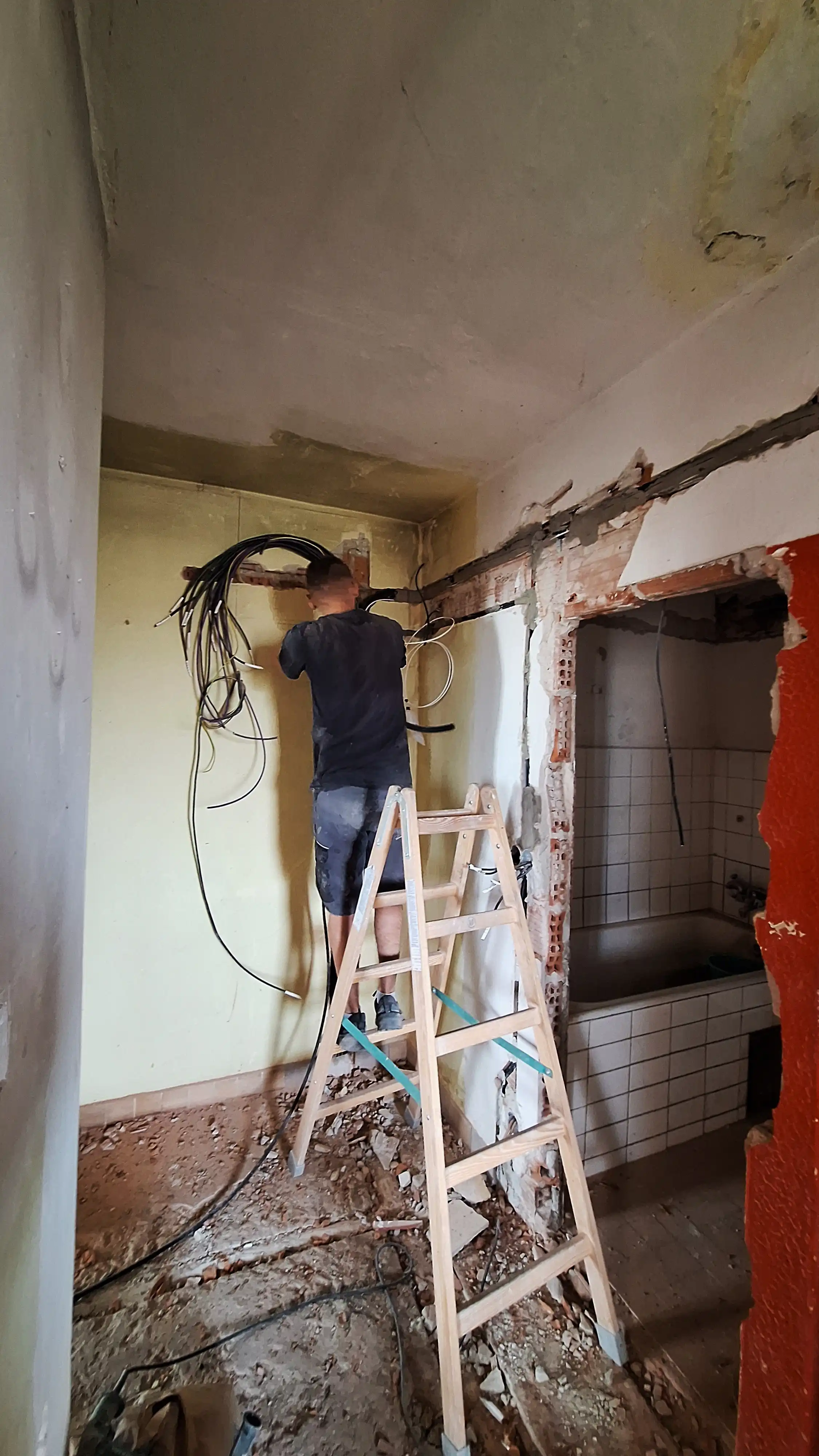 Kompletná výmena elektroinštalácie v 3-izbovom byte - 2