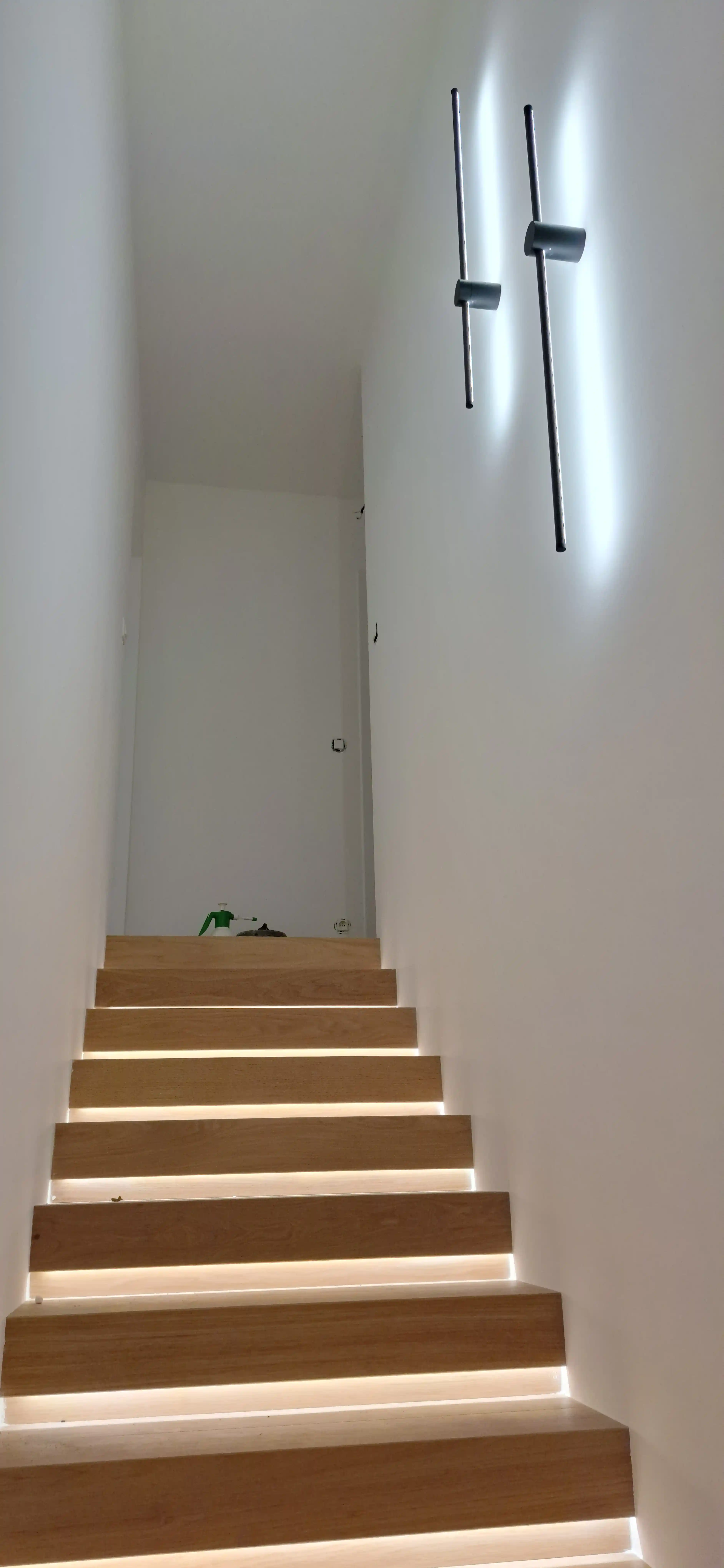 Nové zásuvky a vypínače po výmene