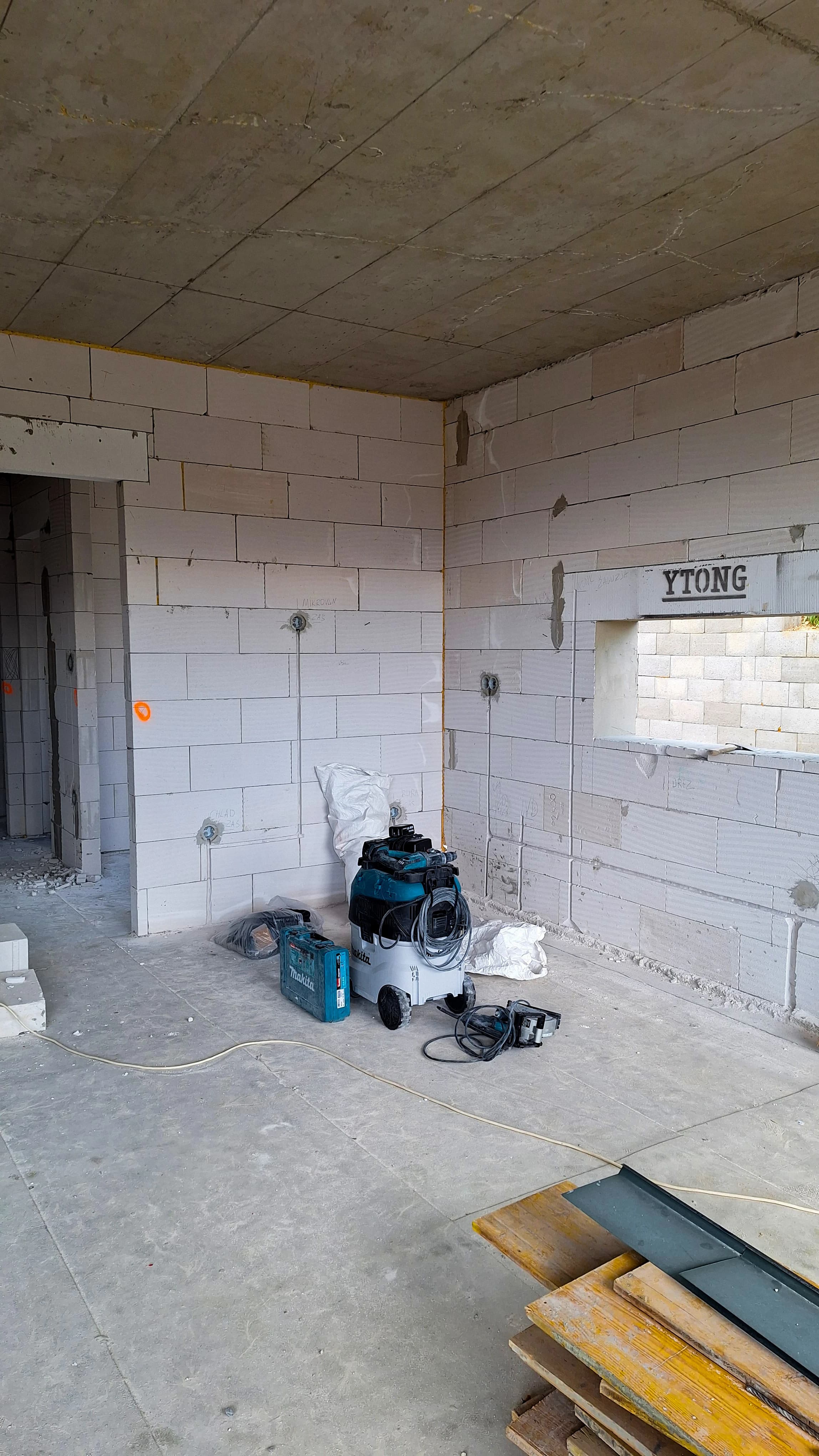 Komplexná elektroinštalácia v dvojdomoch na Kramároch - 4